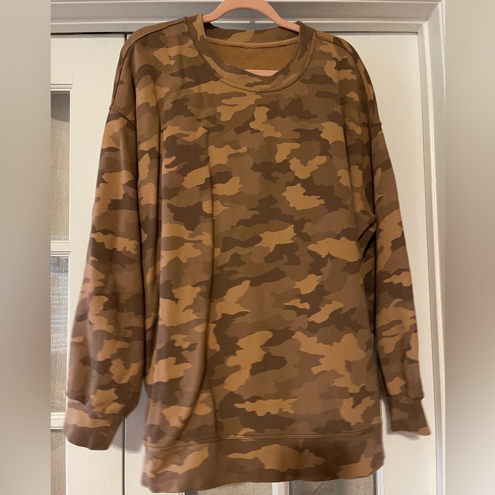 Lululemon Women’s Perfectly Oversized Crew